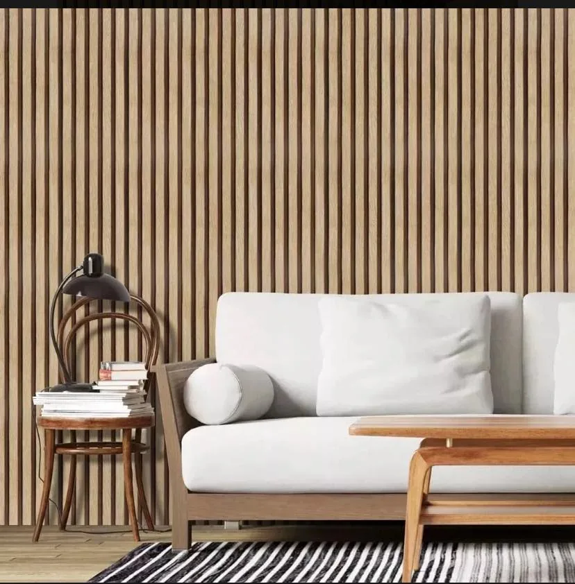 Ambiente decorativo con lambrín tipo madera