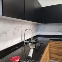 Cubierta de cocina con acabado elegante